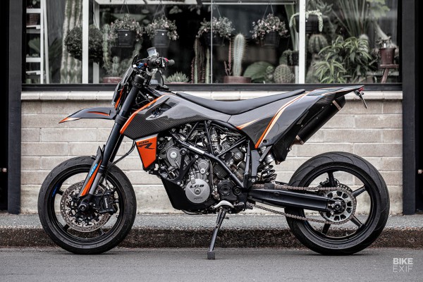 ktm-990-smt-2.jpg