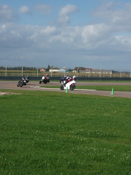 B1200 2.JPG