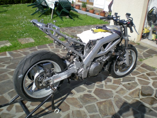 sv1000s 010.jpg