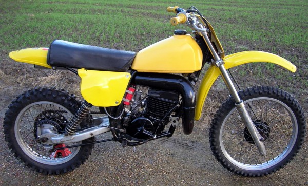 suzuki%20rm%20250%2078%20001.jpg