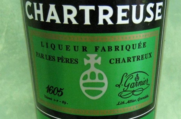 65665-chartreuse-liqueur.jpg