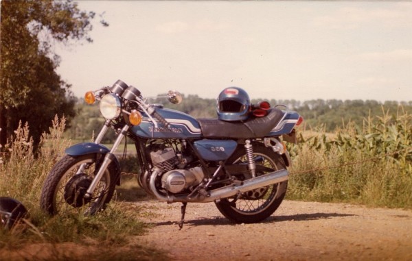 350s2 prof0005sharpred.jpg