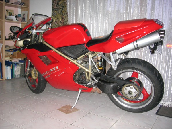 748 ducati 06 07 2010 (9).JPG